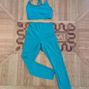 Lululemon Align/Energy Set In Maldives Size 6